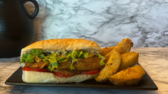 Catfish Po’ Boy w/ Wedges.