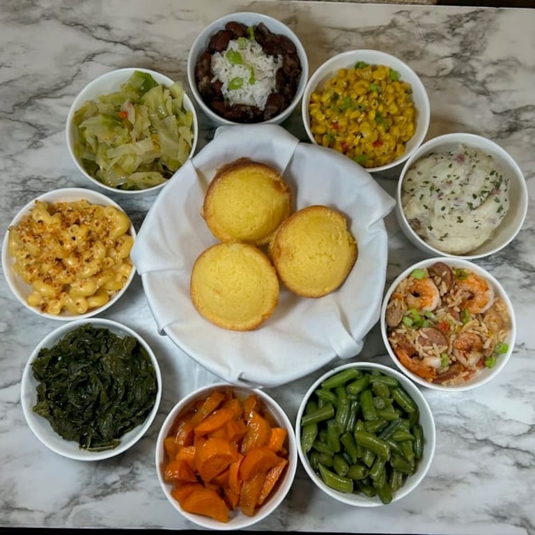 Savor Our Lunch Offerings