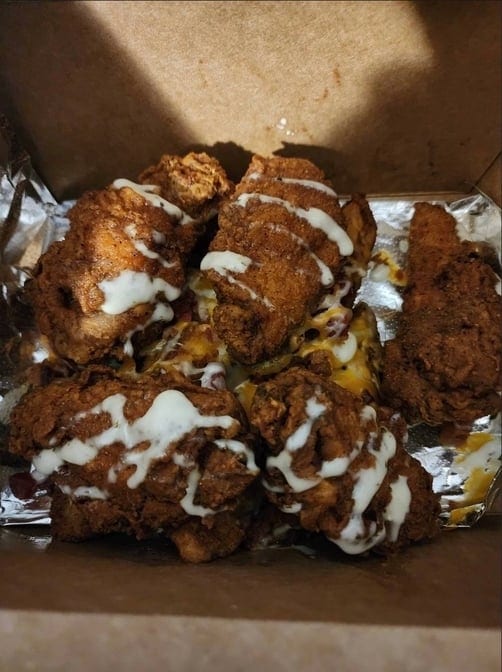 Five-Piece Wing with Two Sides.